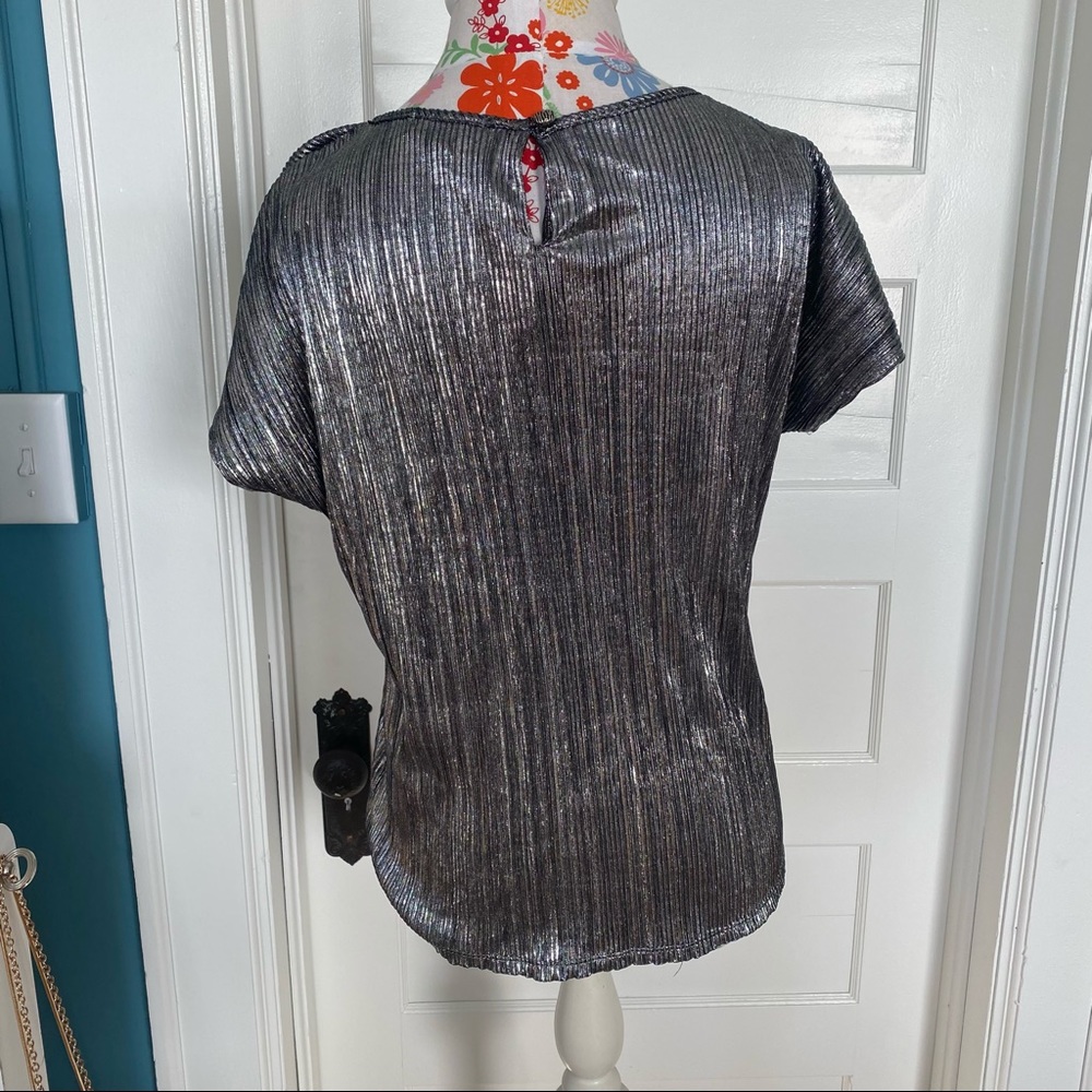Silver Ribbed Tee - Picture 3 of 4